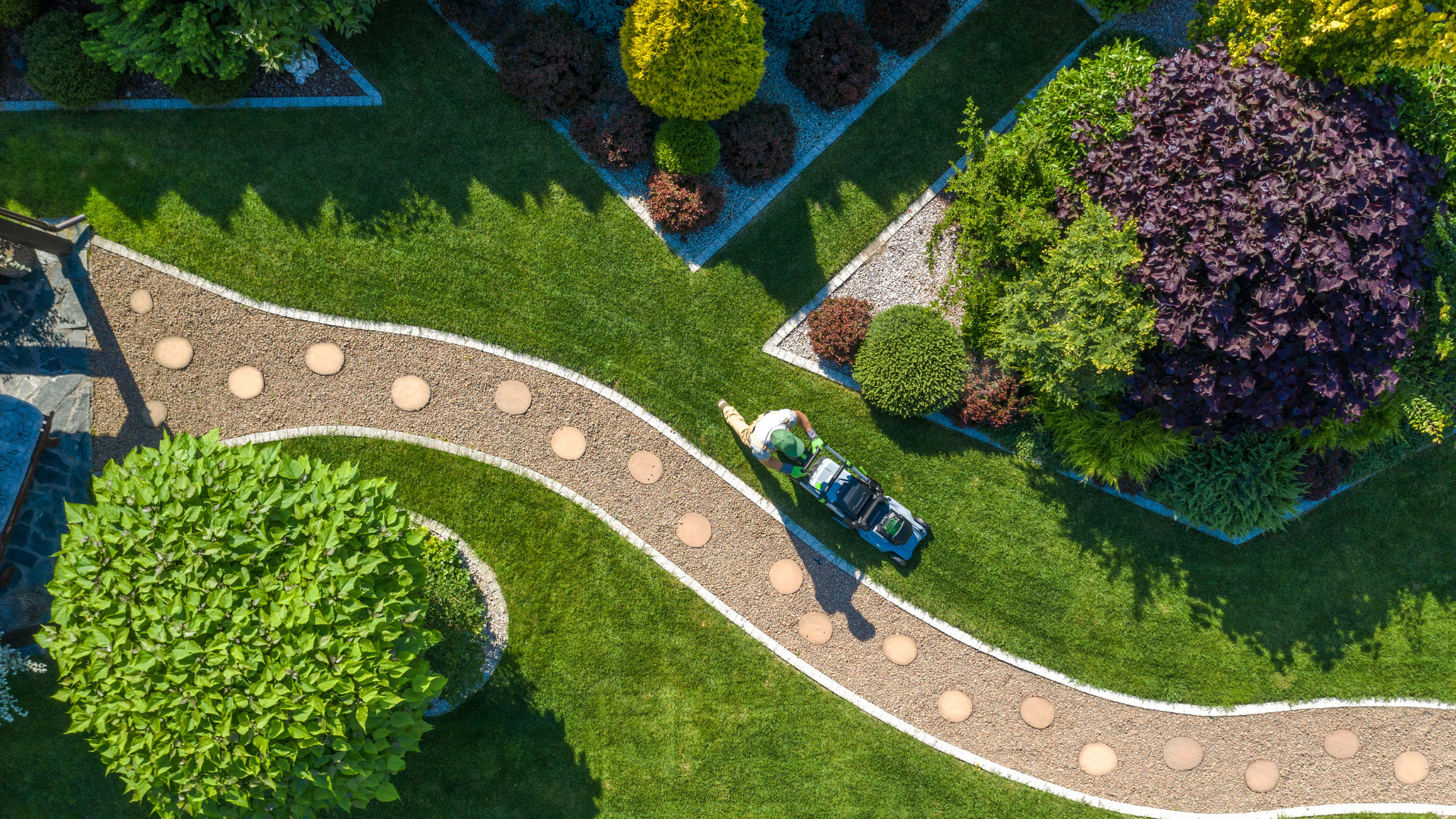 DIFC Corporate Plaza Landscaping